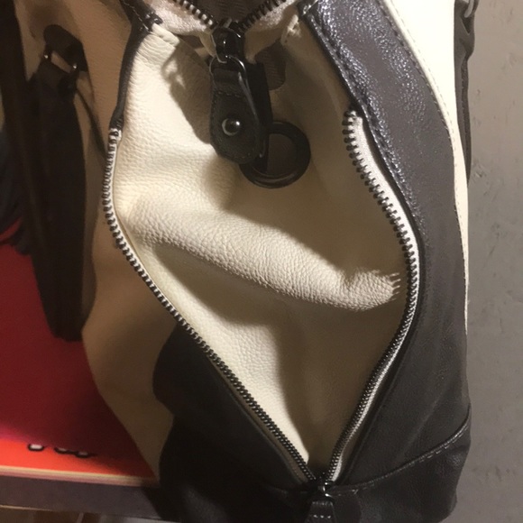 Steve Madden cream and Brown pocketbook (bag T) - Picture 8 of 8